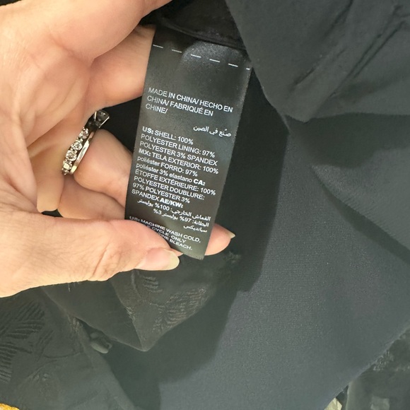 White House Black Market Floral Blouse, black, size 10 - Picture 6 of 7